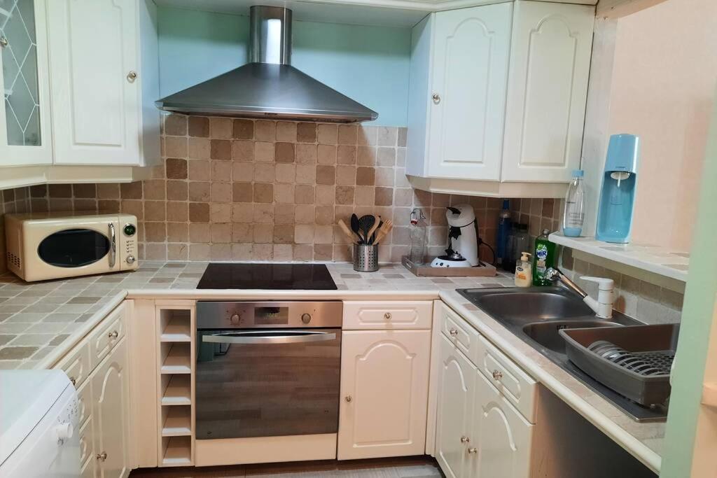 Le Liberte Appartement Aubenas Buitenkant foto