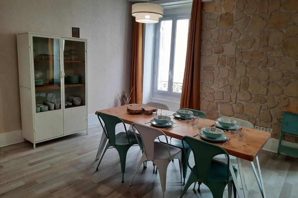 Le Liberte Appartement Aubenas Buitenkant foto